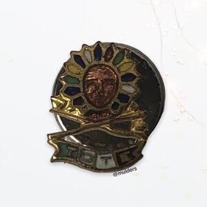 Vintage Order of Redmen Fraternity Indian Chief TOTE Enamel Screw Back Lapel Pin